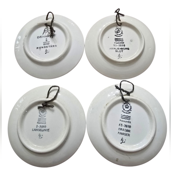 Butter Pat Blue And White Set Of 4 - Picture 2 of 3